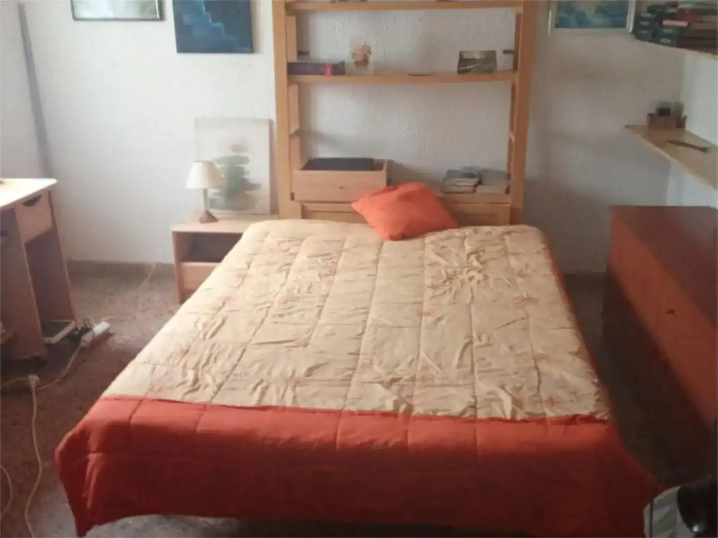 Habitación de Piso para compartir en Reus con Amueblado, Lavadora y TV