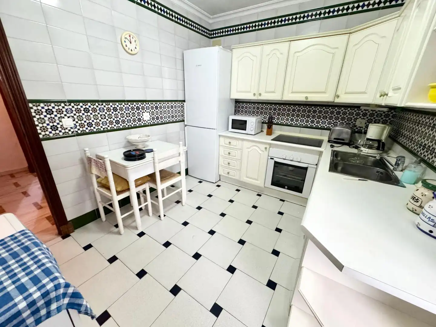 Kitchen of Flat for sale in Punta Umbría  with Terrace, Furnished and Balcony