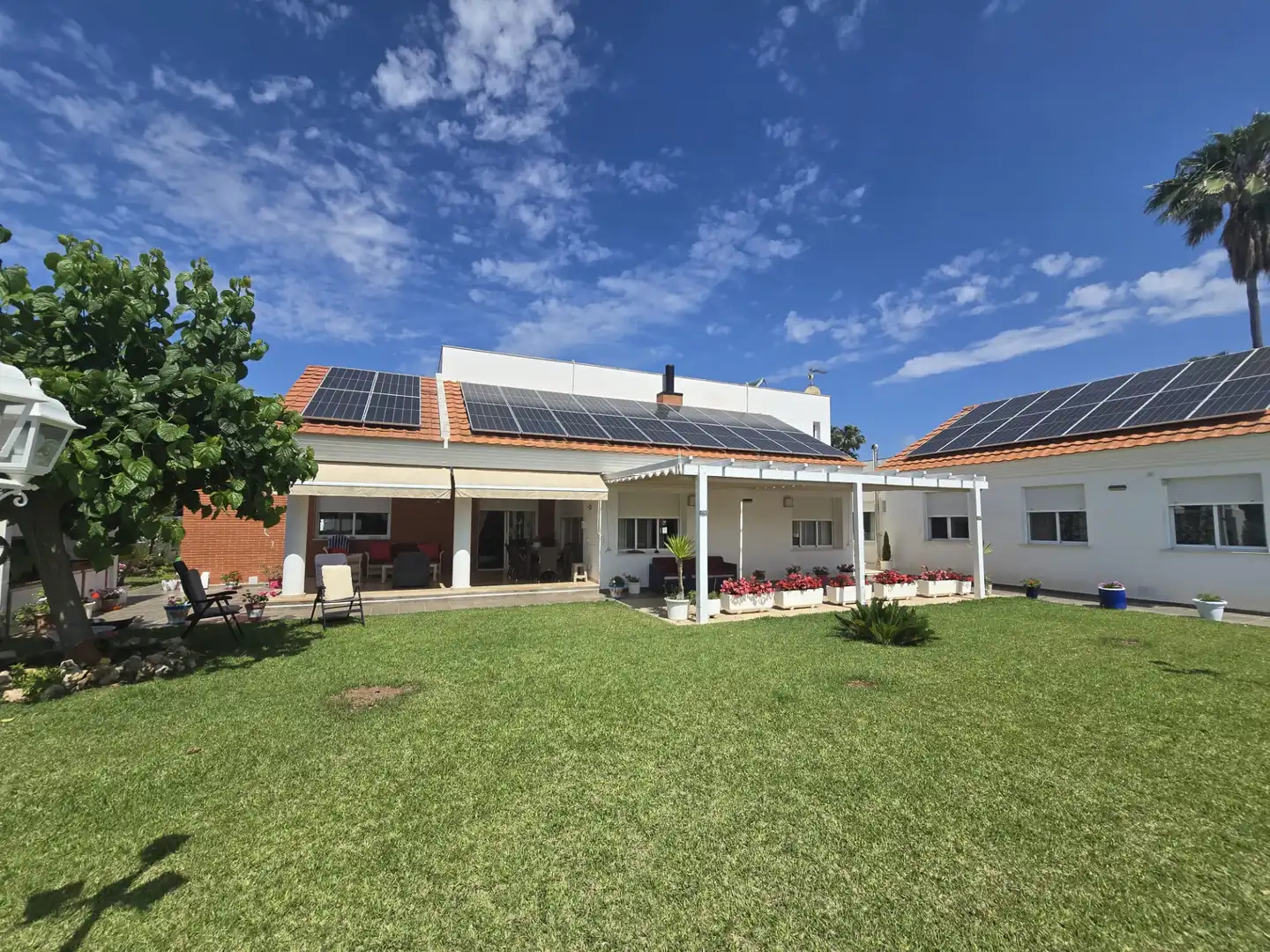 Jardí de Casa o xalet en venda en Castellón de la Plana / Castelló de la Plana amb Aire condicionat, Calefacció i Jardí privat