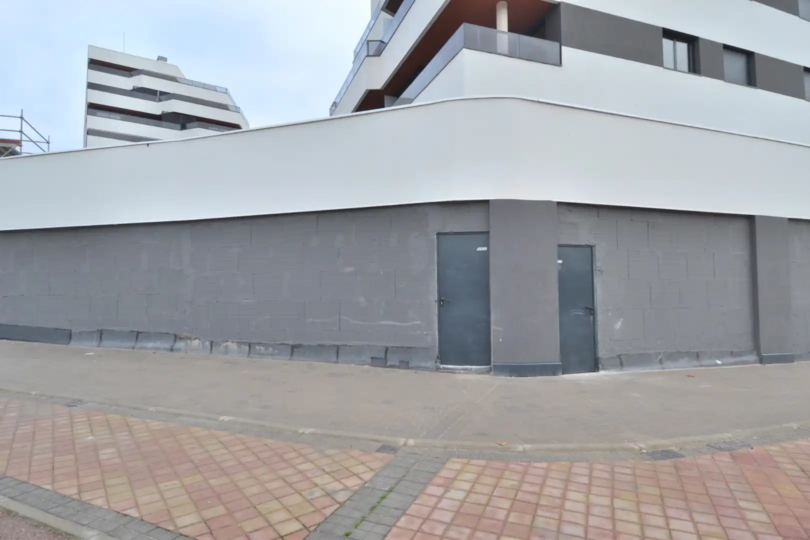 Gewerbefläche zur Miete in Avenida de Juan Pablo II 111, imagen 2