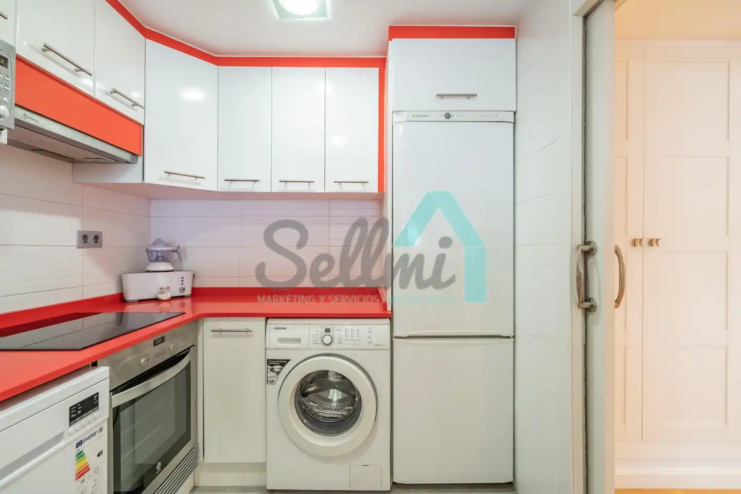 Cocina de Piso de alquiler en Oviedo  con Calefacción y Amueblado