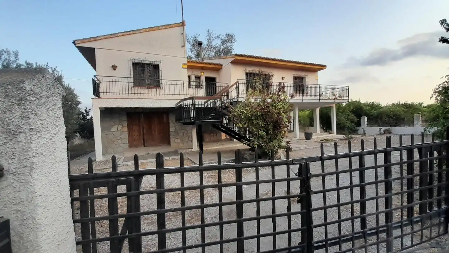 Außenansicht von Haus oder Chalet zum Verkauf in Benejúzar mit Privatgarten, Terrasse und Schwimmbad