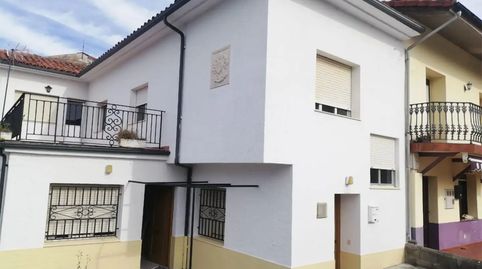 Foto 2 de Casa adosada en venda a Barrio Ancillo, 42, Argoños , Cantabria