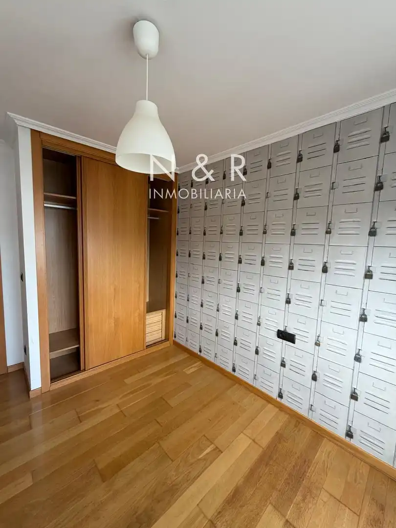 Flat for rent in Santiago de Compostela   with Heating