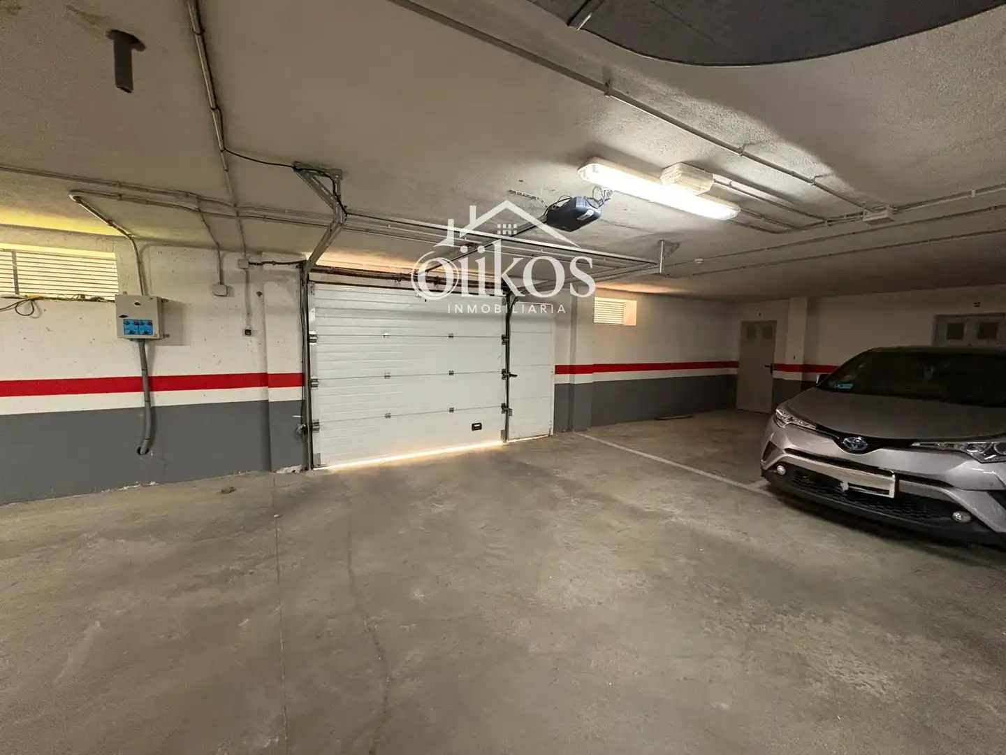 Parking de Piso en venta en Villamayor con Calefacción, Trastero y Balcón