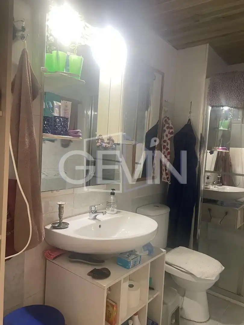 Baño de Piso en venta en Santa Perpètua de Mogoda
