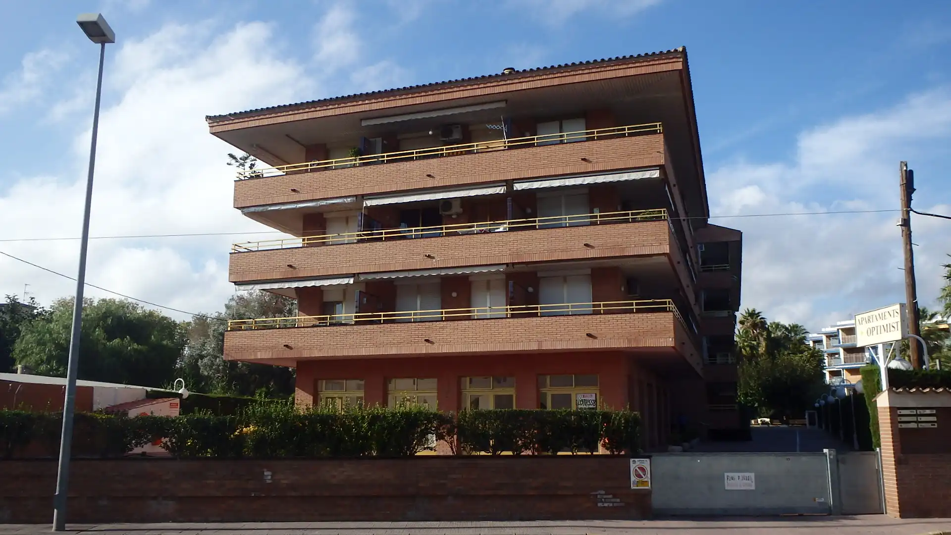 Vista exterior de Garaje en venta en Cambrils
