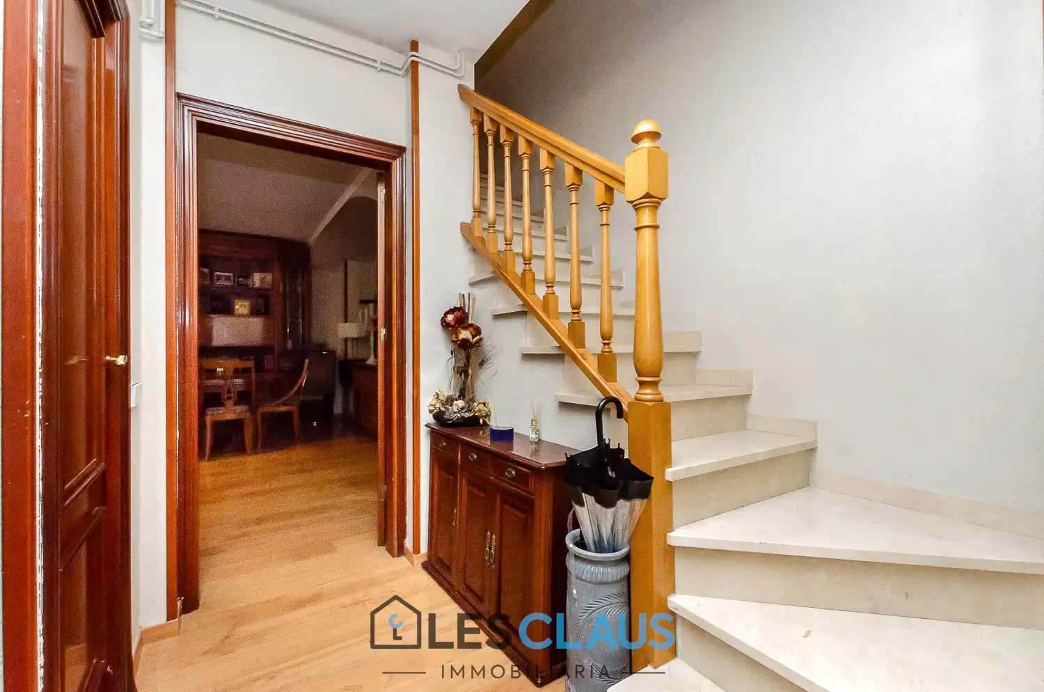 Exterior view of Duplexes for sale in Barcelona  with Air Conditioner, Heating and Balcony