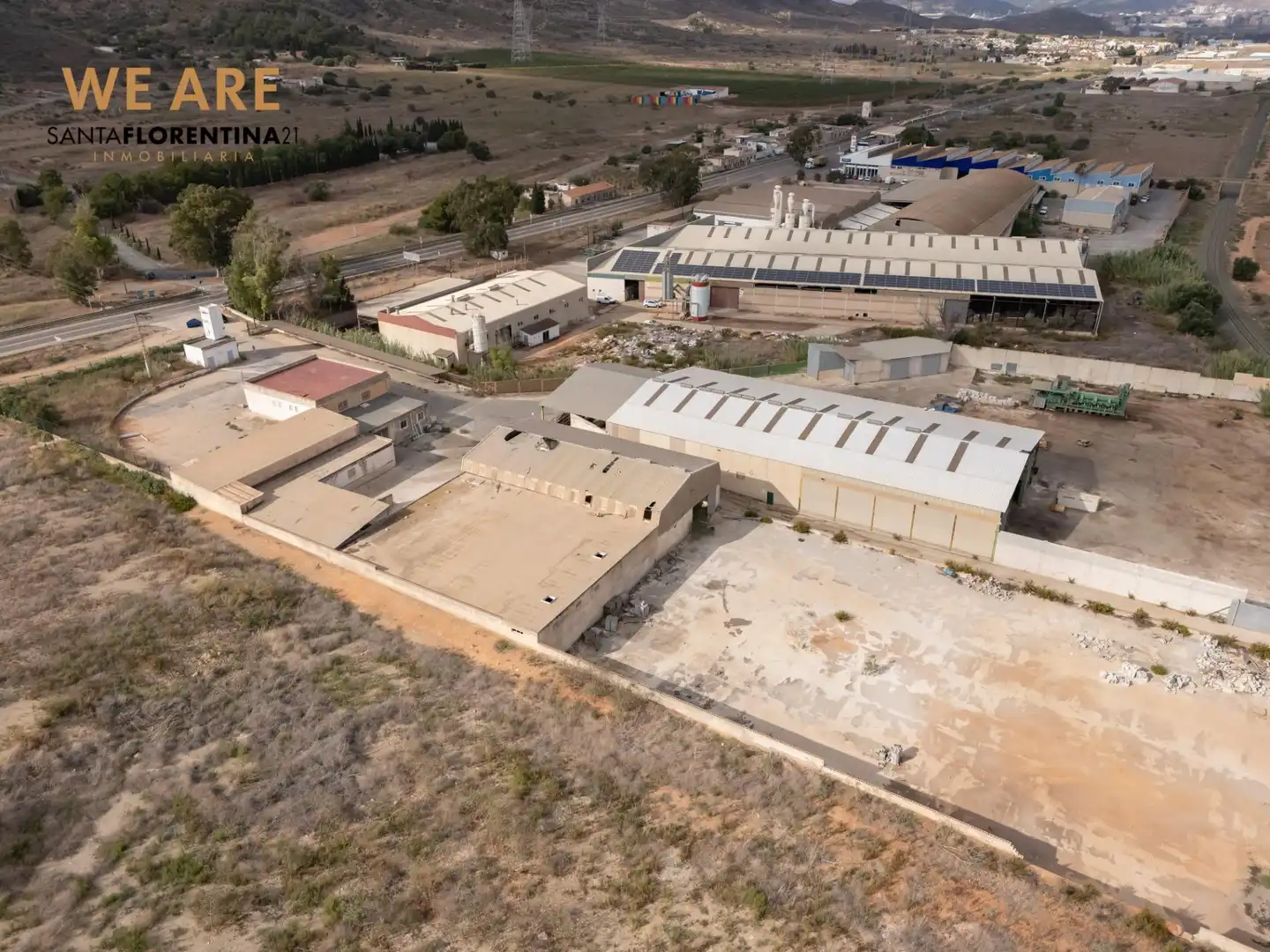 Vista exterior de Nau industrial de lloguer en Cartagena