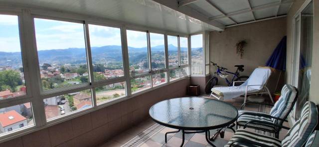 Piso en Venta en O Castro