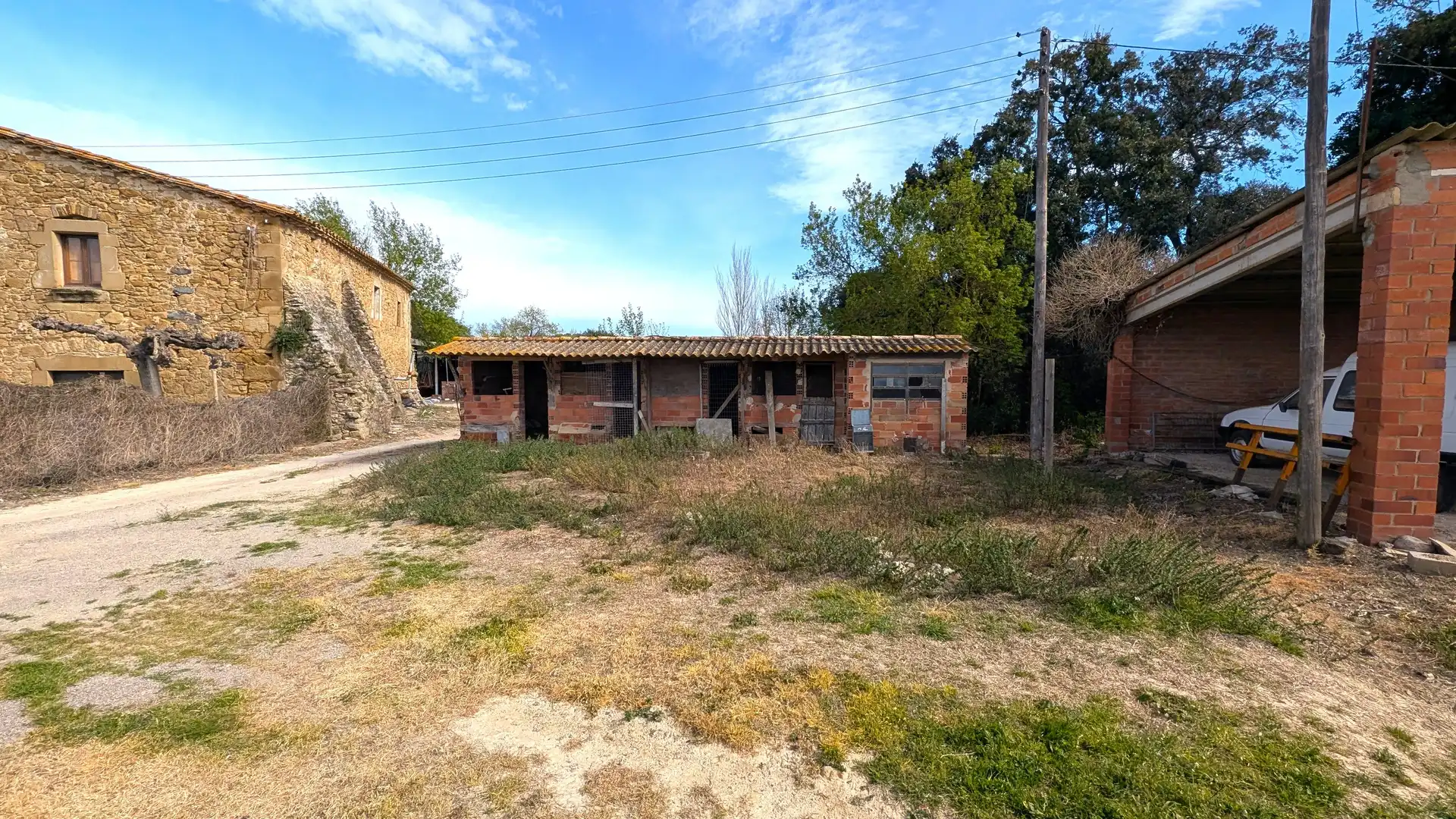 Vista exterior de Finca rústica en venda en Corçà amb Moblat
