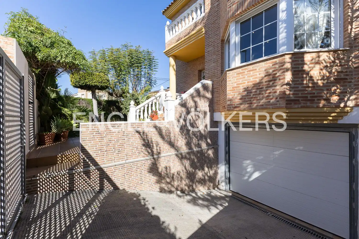Exterior view of Houses for sale in Torrent  with Air Conditioner, Heating and Private garden