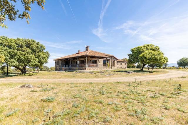 Casa-chalet en Venta en Ortigosa del Monte