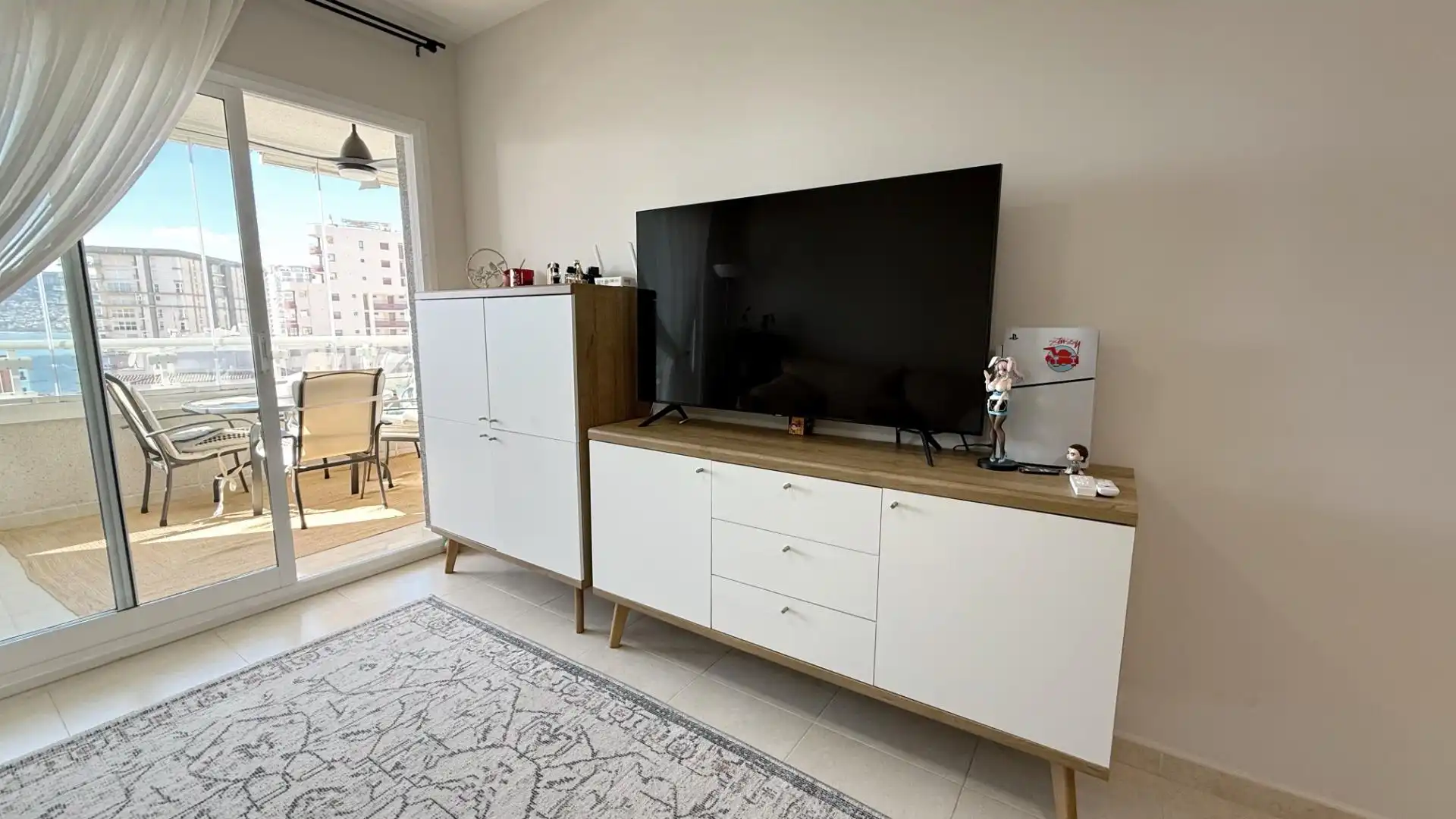 Sala d'estar de Apartament en venda en Calpe / Calp amb Aire condicionat, Calefacció i Jardí privat