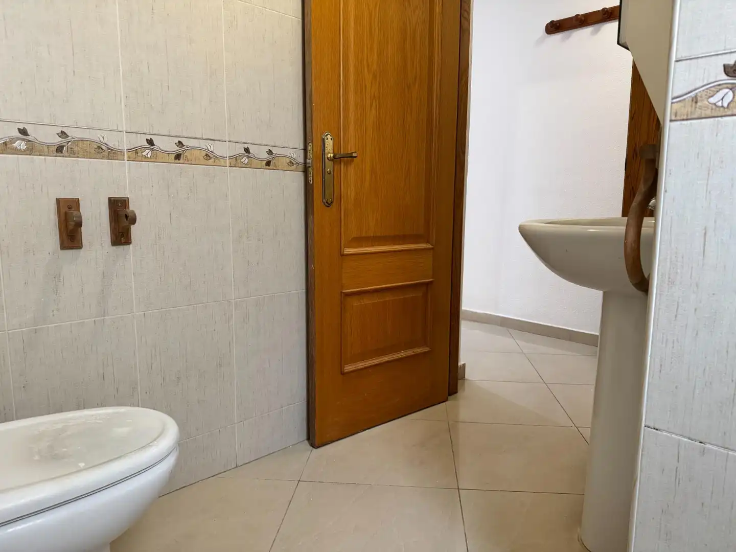 Bathroom of Flat for sale in Polop  with Air Conditioner, Terrace and Balcony