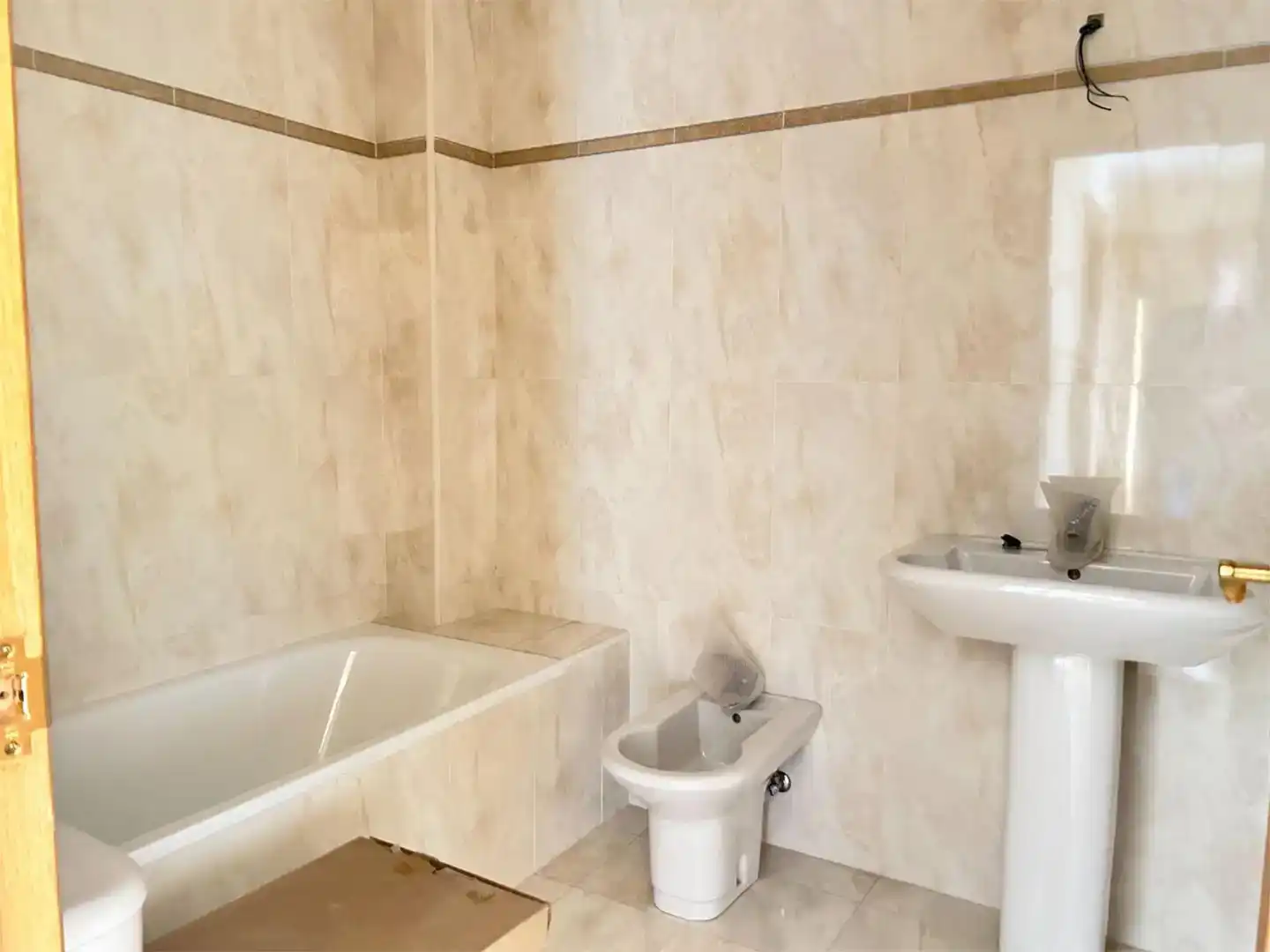 Baño de Piso en venta en  Logroño con Aire acondicionado, Jardín privado y Parquet