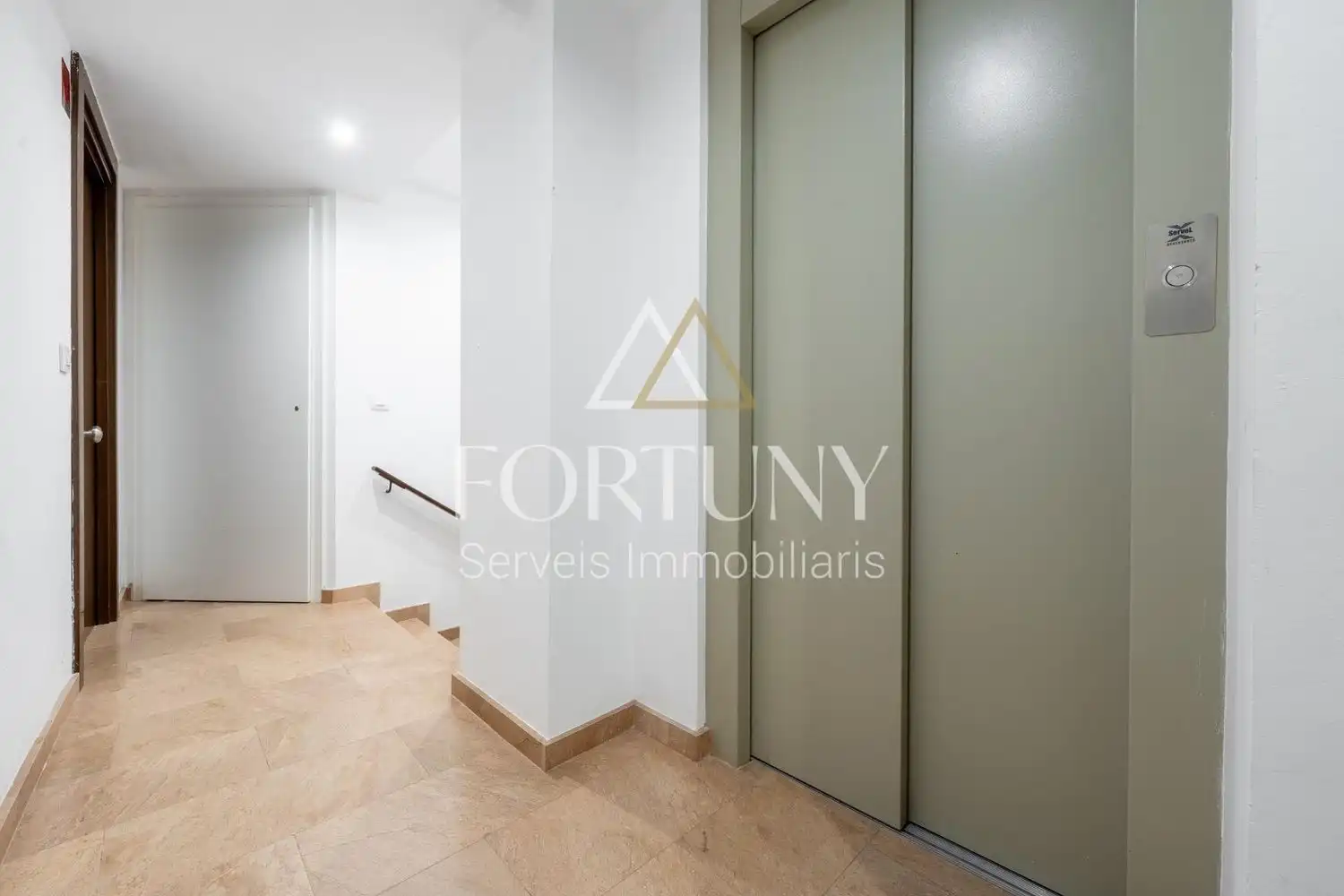 Flat with lift for sale in de Santa Anna 29, imagen 3