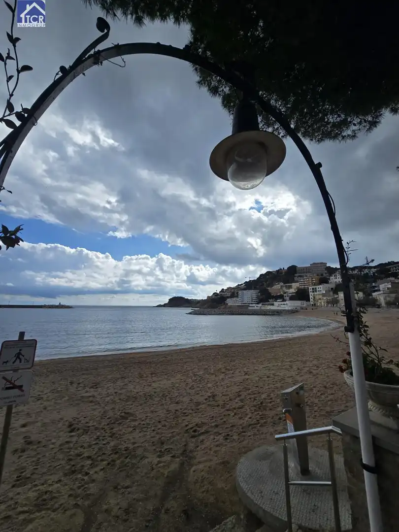 Vista exterior de Casa o xalet en venda en Sant Feliu de Guíxols amb Calefacció, Jardí privat i Terrassa