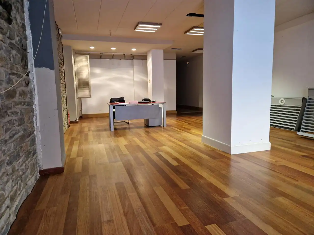Local comercial en venda a Carrer dels Caputxins, imagen 8