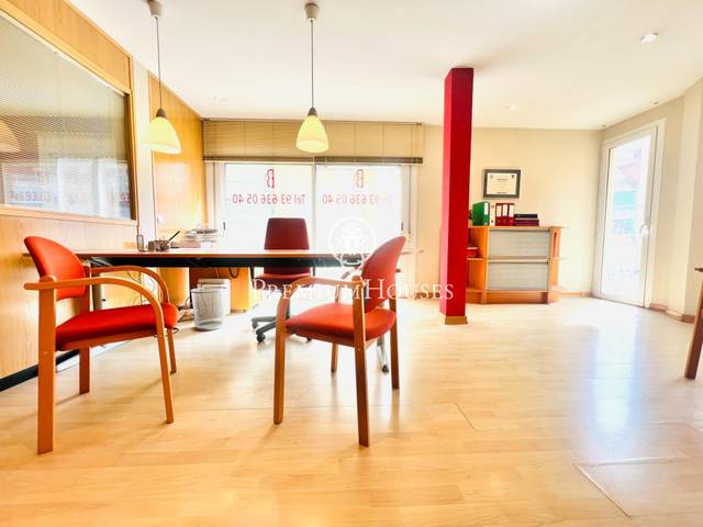 Oficina en Alquiler en Centre