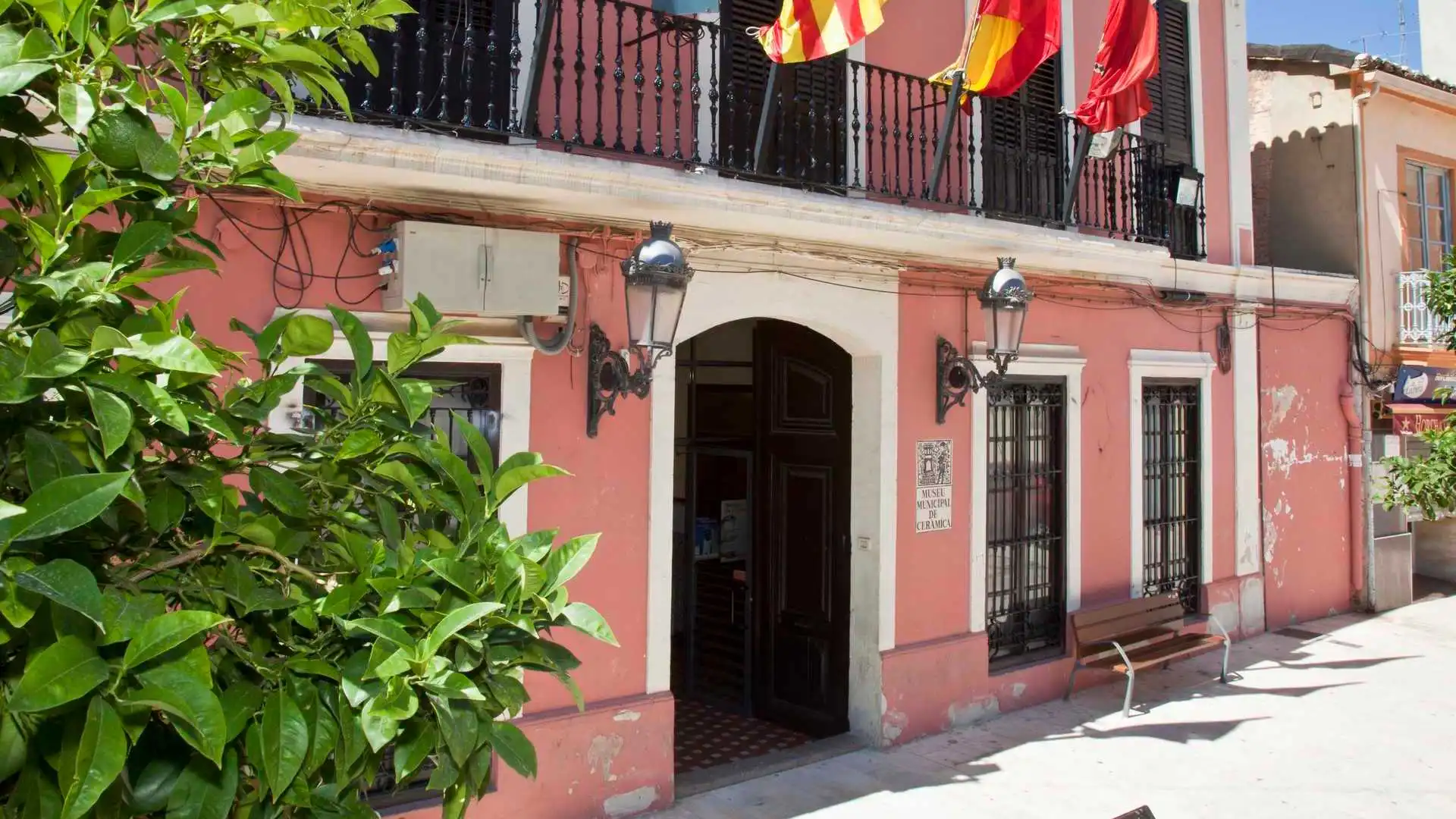 Flat for sale in Paterna  with Air Conditioner and Balcony