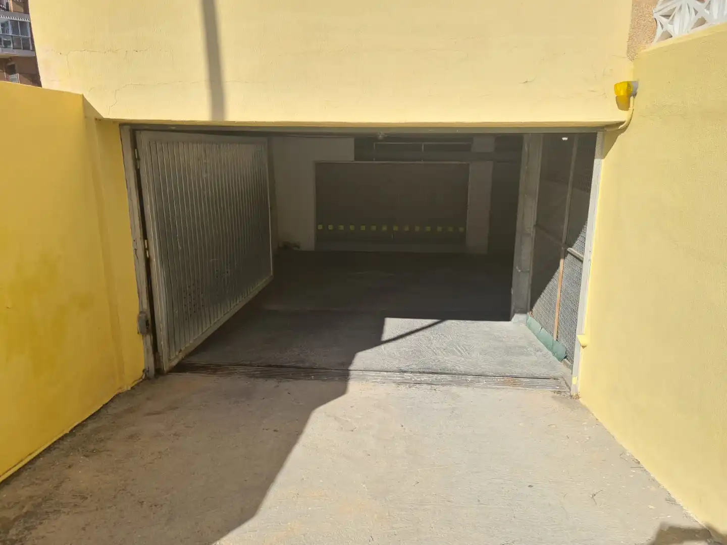 Parkplatz von Garage zum Verkauf in El Campello