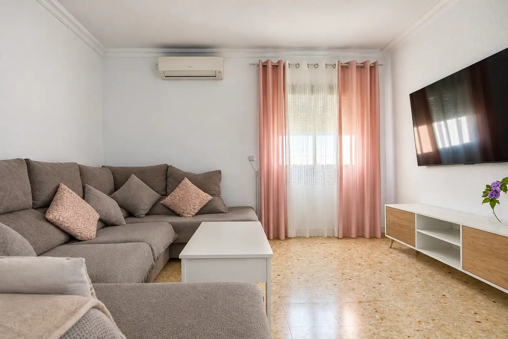 Living room of Flat for sale in Jerez de la Frontera