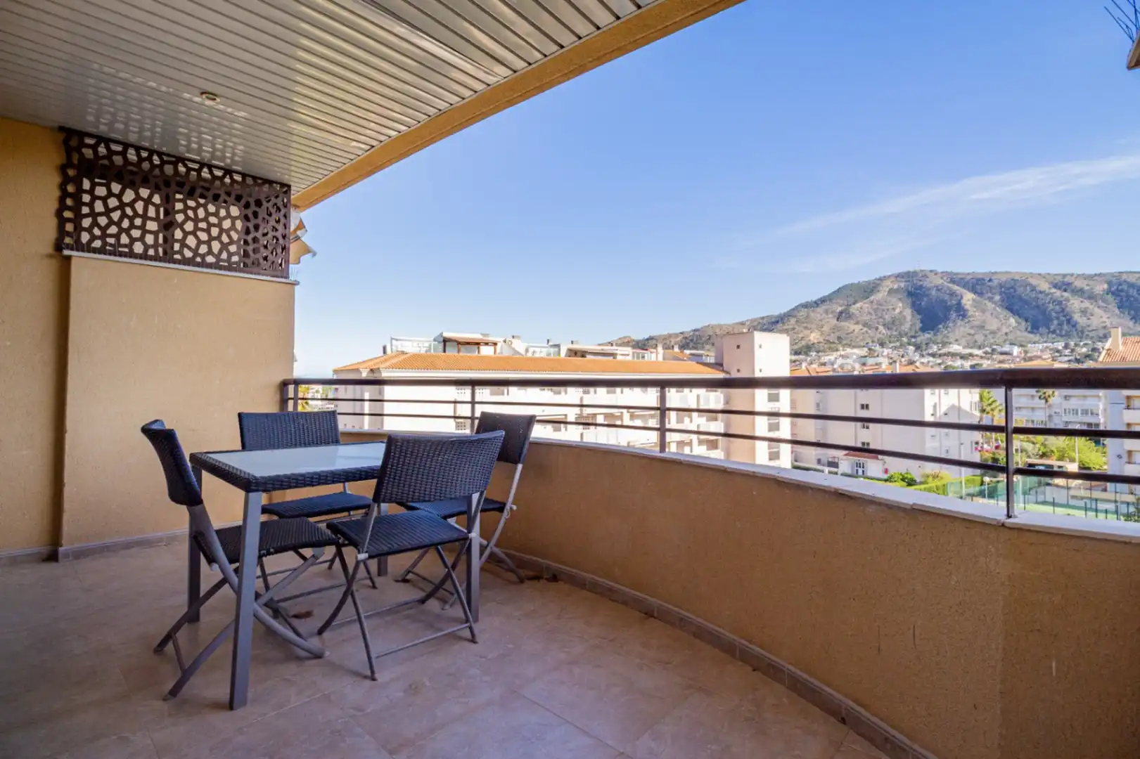 Piso con terraza en venta en L'Albir, imagen 3