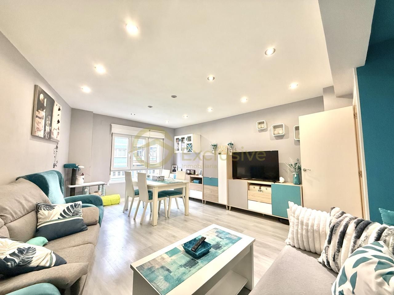 Sala d'estar de Pis en venda en Avilés amb Terrassa