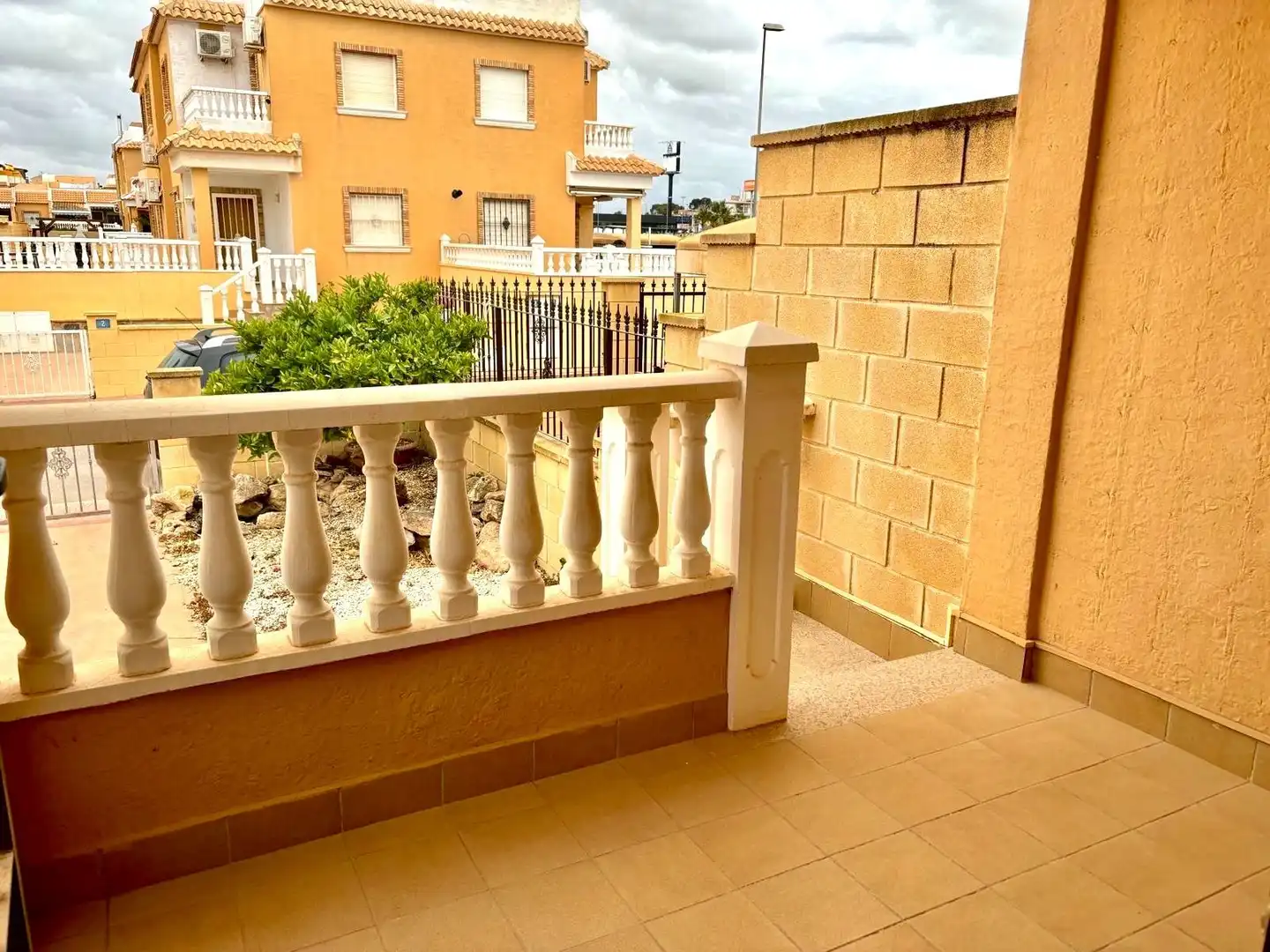 Terraza de Casa adosada de alquiler en Rojales con Aire acondicionado y Terraza