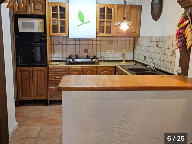 Casa-chalet en Venta en N/A en Canejan