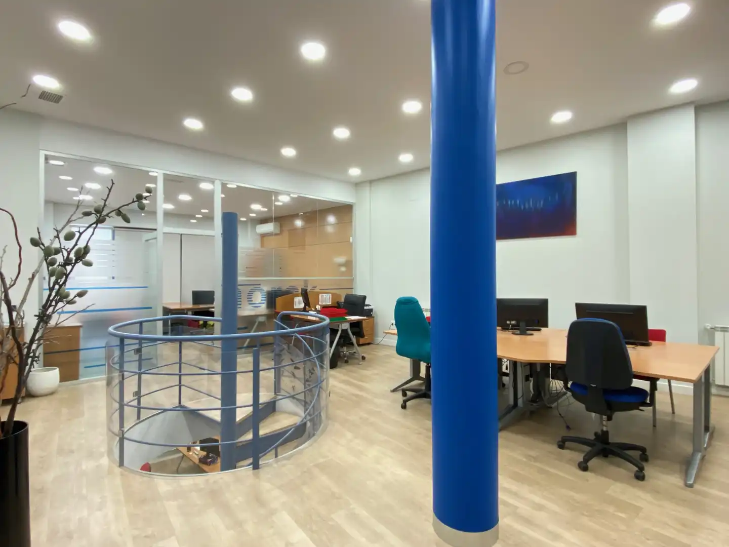 Office for rent in Madrid  with Air Conditioner, Heating and Balcony