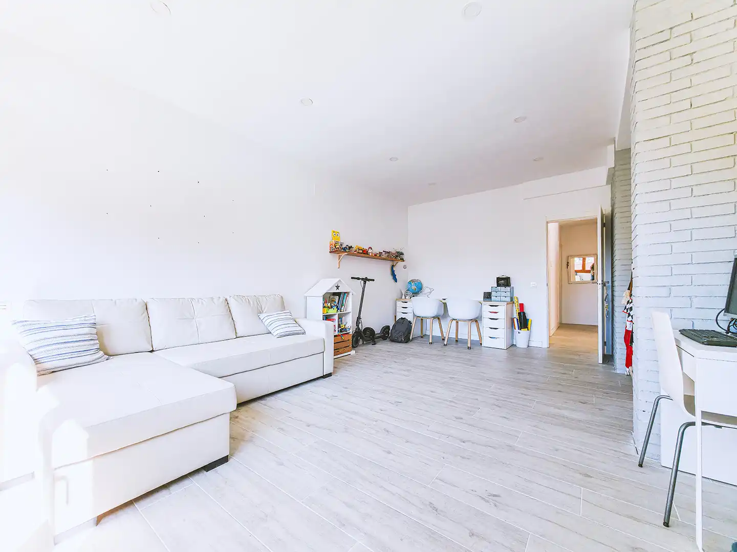 Living room of Houses for sale in Sant Pol de Mar  with Air Conditioner, Heating and Private garden