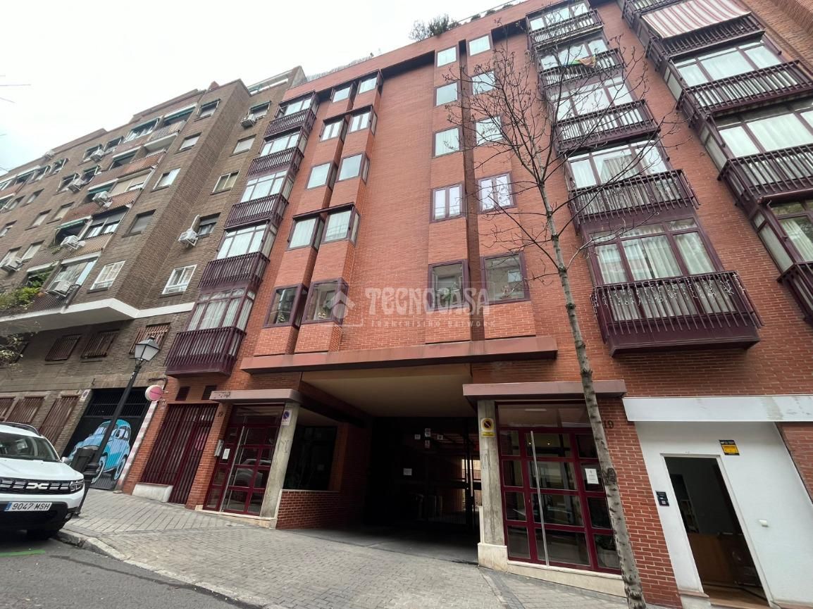 Vista exterior de Garatge en venda en  Madrid Capital