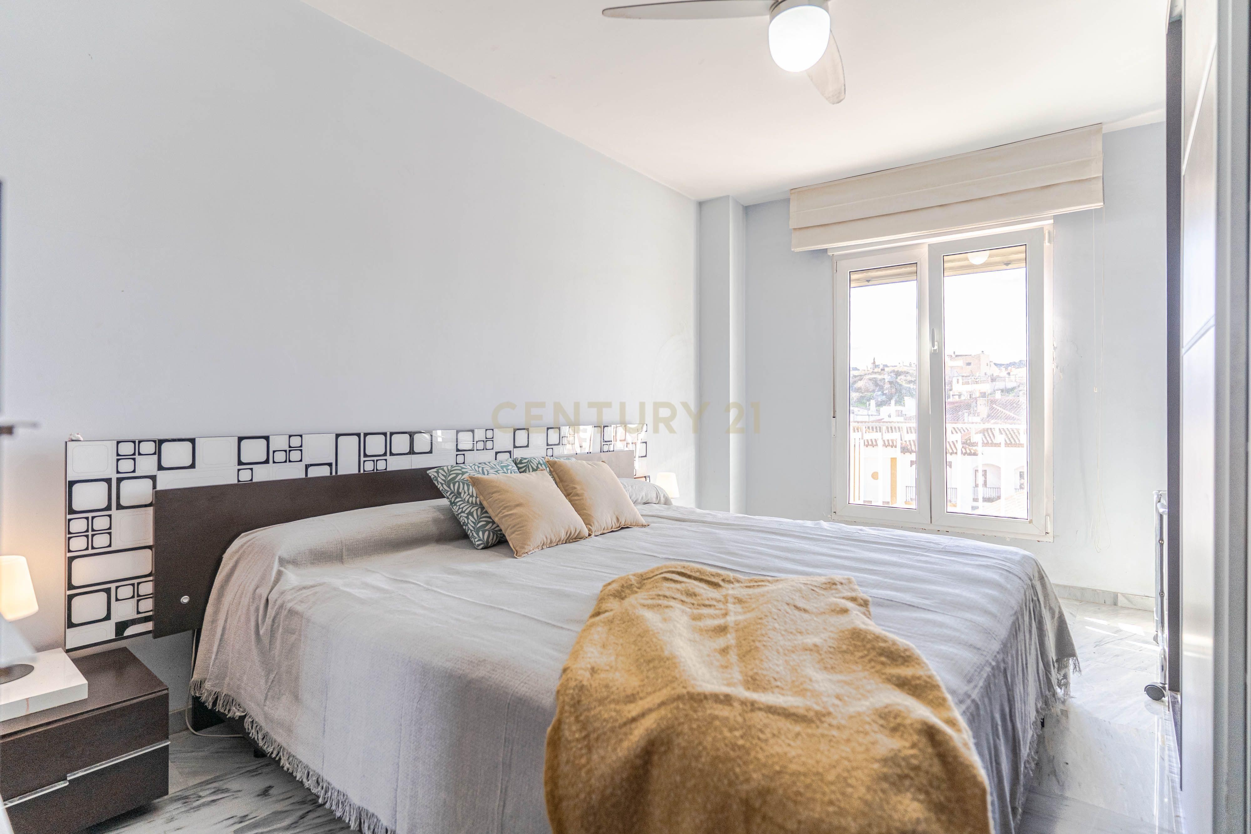 Bedroom of Apartment for sale in Guadix  with Air Conditioner and Balcony
