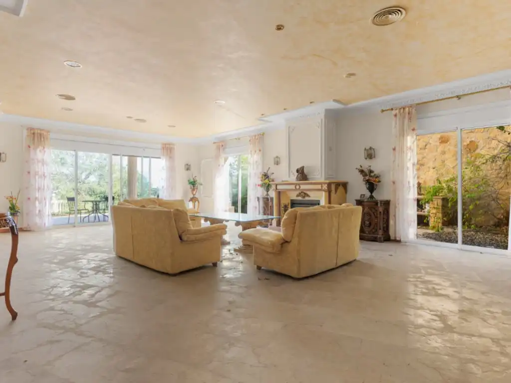 Sala d'estar de Casa o xalet en venda en El Campello amb Terrassa i Piscina