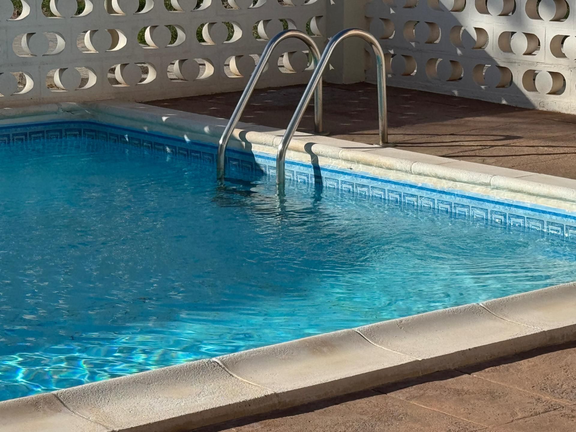 Piscina de Apartament en venda en Moncofa amb Terrassa i Piscina comunitària