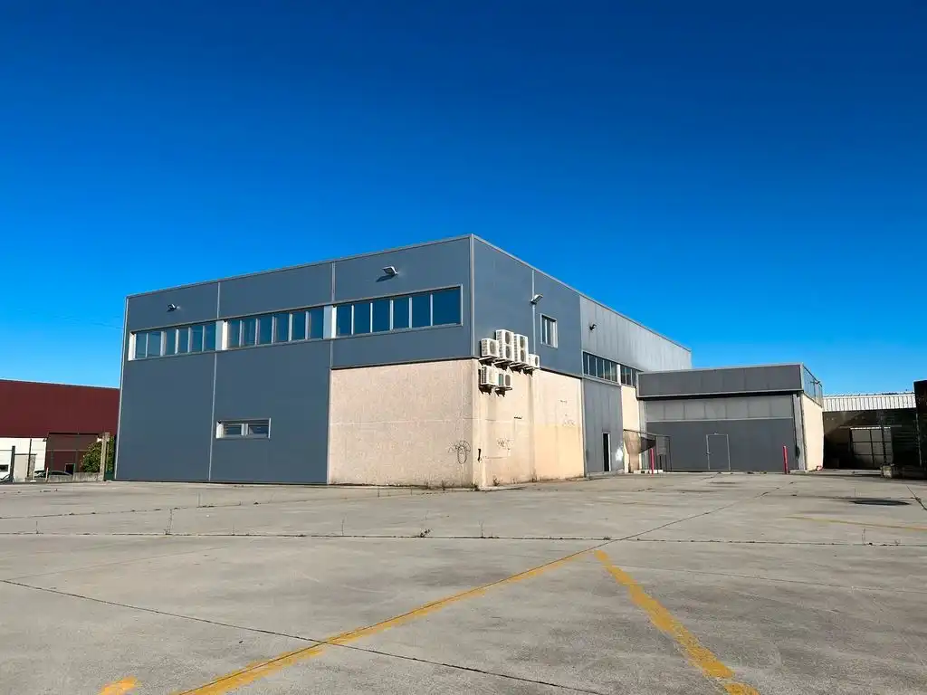 Nave industrial in vendita a Coirós, imagen 7