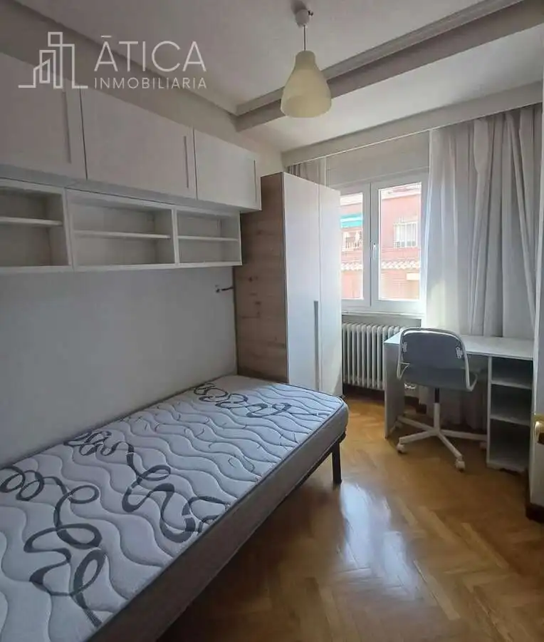 Bedroom of Flat for rent in San Bernardo - Carmelitas - Campus