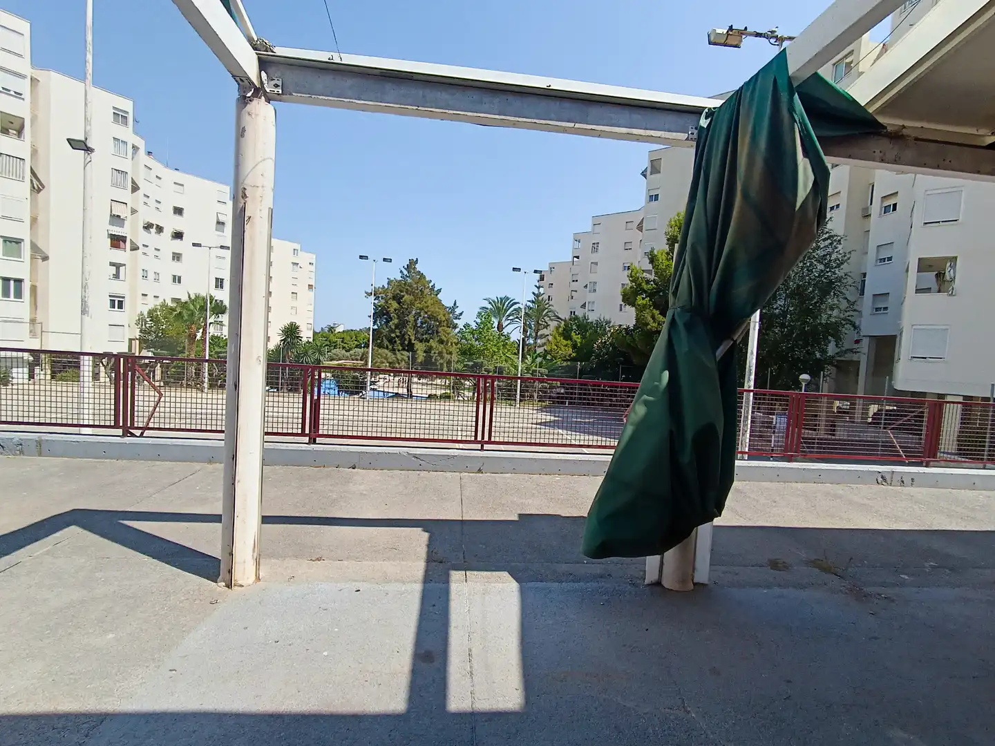 Vista exterior de Local en venda en Alicante / Alacant amb Terrassa