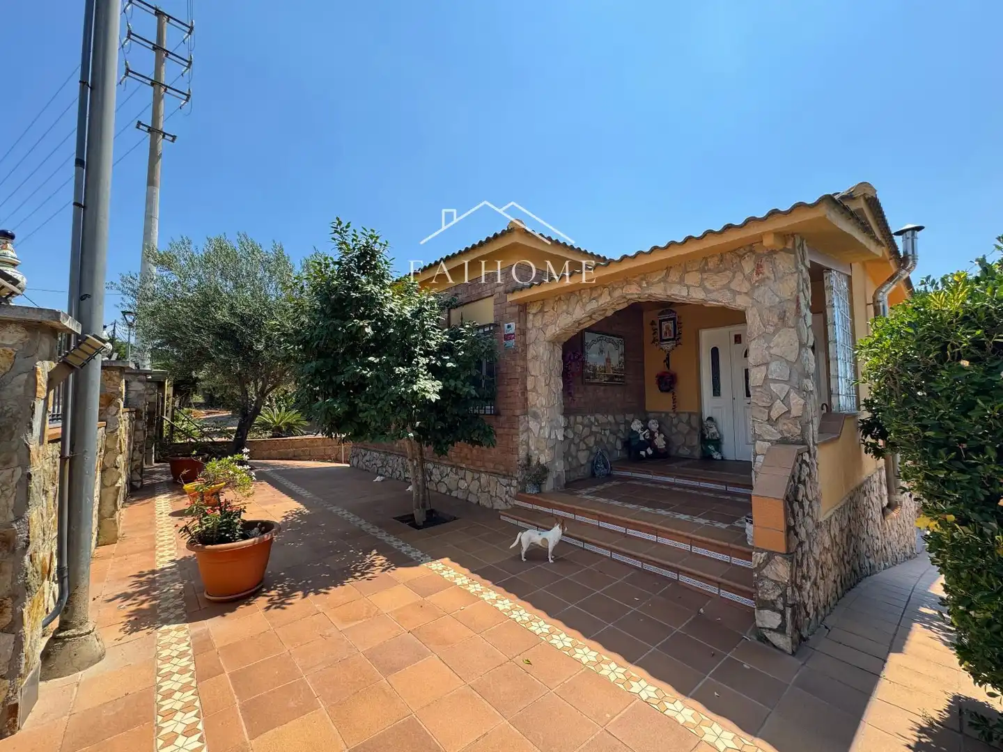 Vista exterior de Casa o xalet en venda en Tordera amb Aire condicionat, Calefacció i Traster