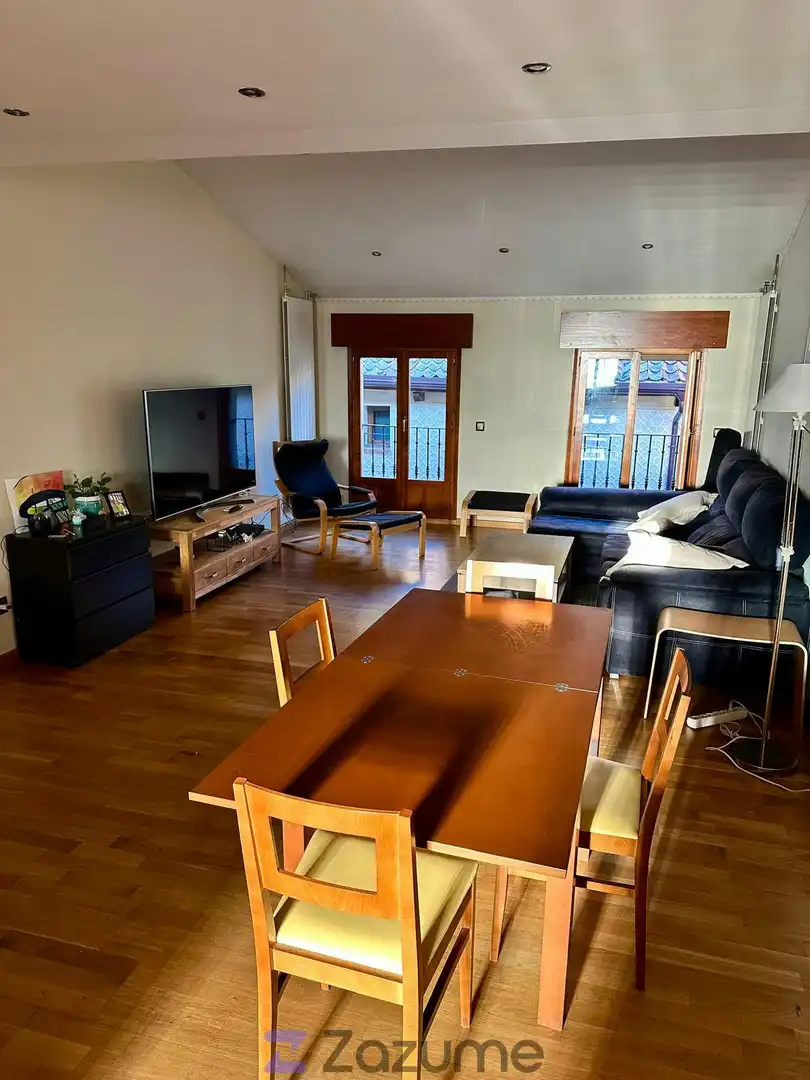 Sala de estar de Piso de alquiler en Segovia con Calefacción, Parquet y Trastero