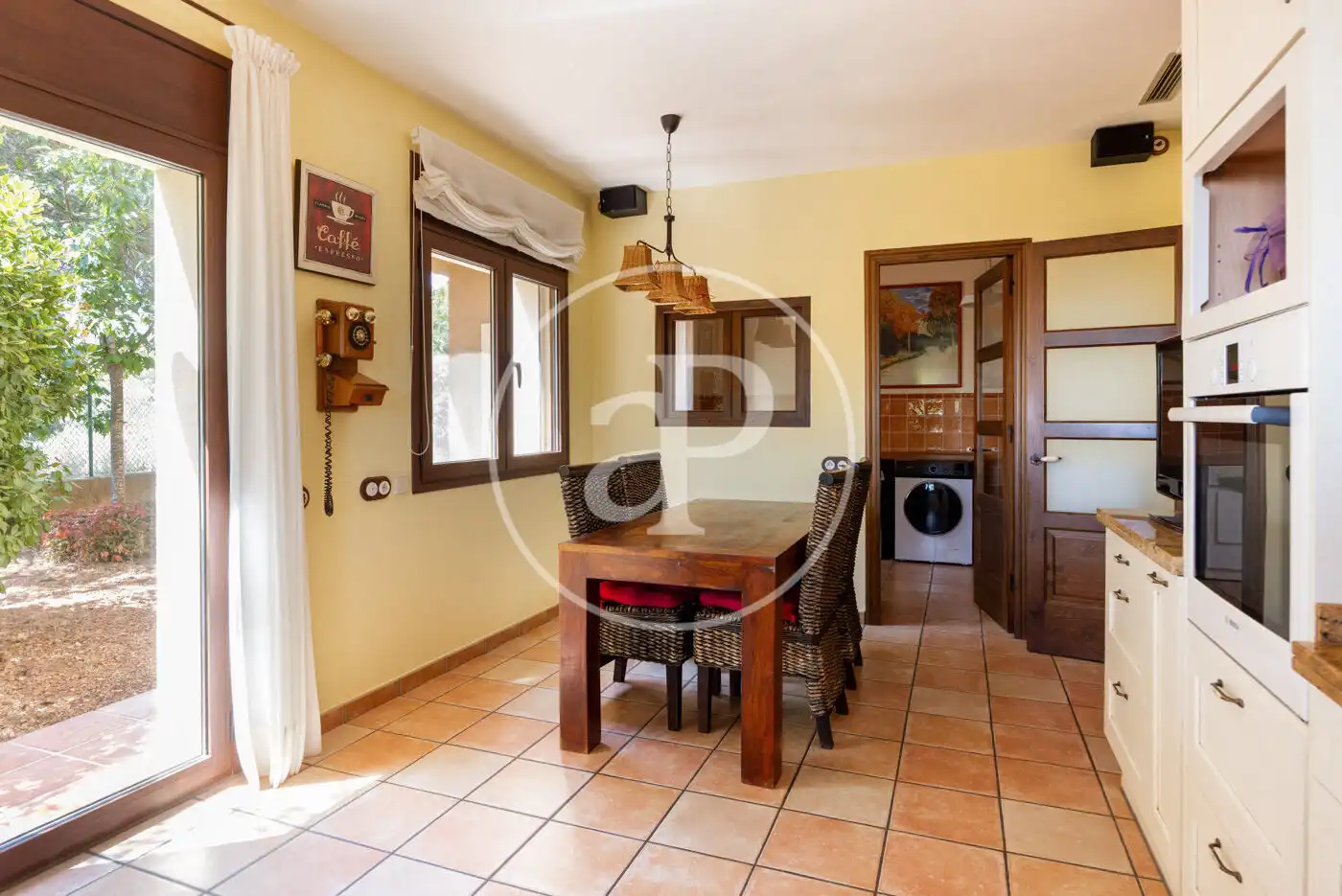 Comedor de Casa o chalet en venta en Argentona con Aire acondicionado, Calefacción y Jardín privado