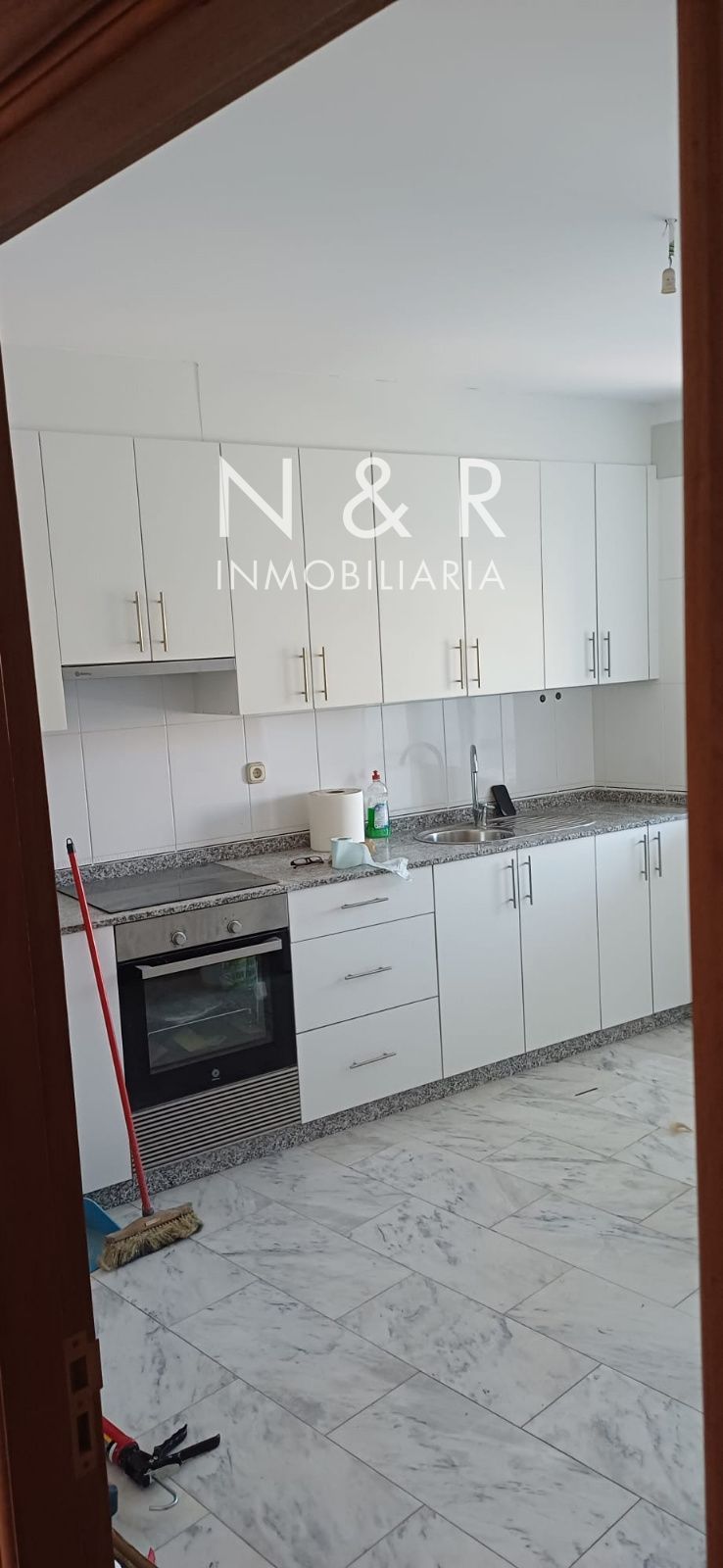 Cuina de Pis de lloguer en Santa Comba amb Calefacció i Terrassa