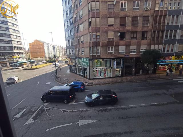 Piso en Venta en Calle CAMILO ALONSO VEGA en Cuatro Caminos