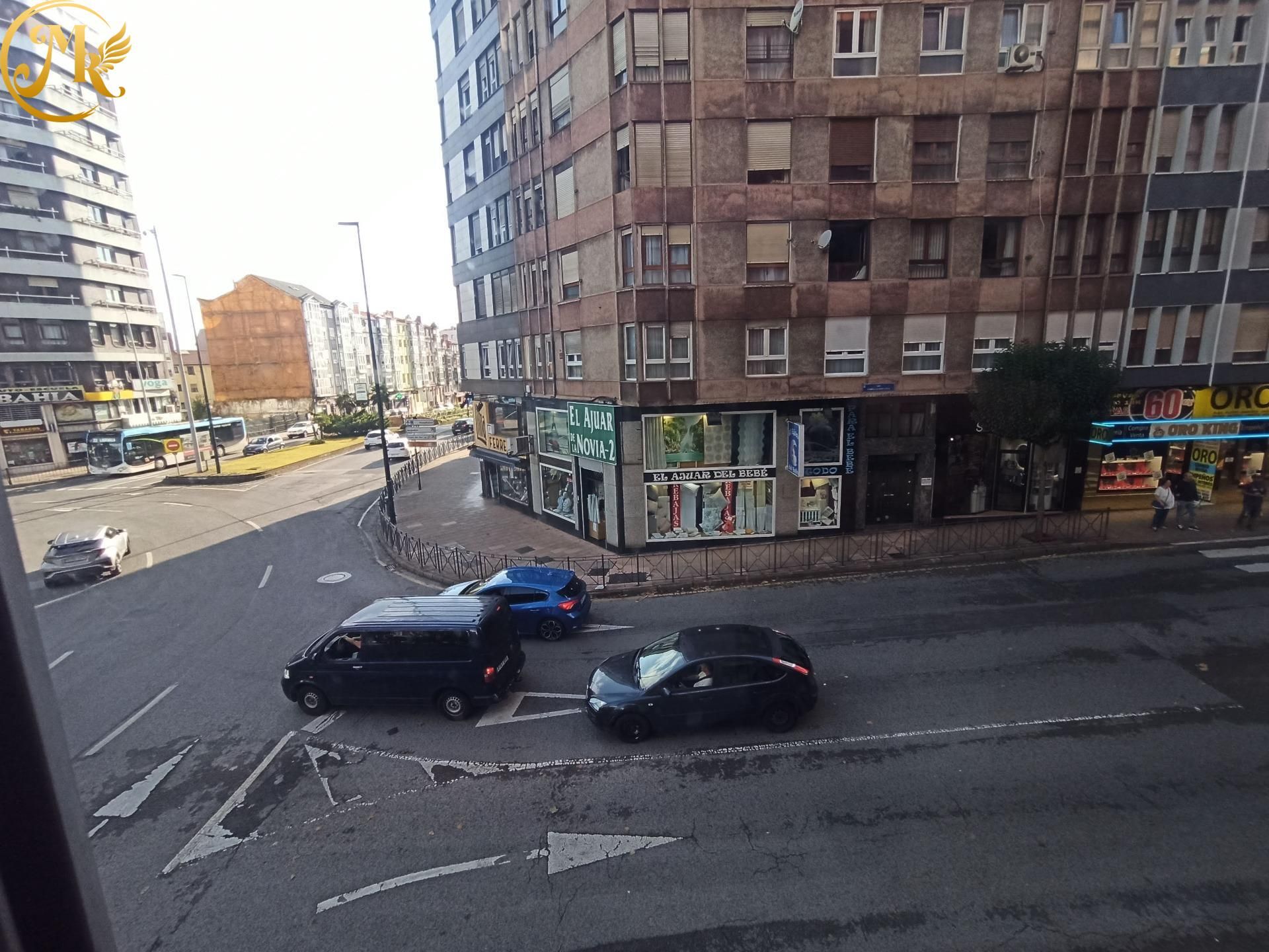 Vista exterior de Pis en venda en Santander