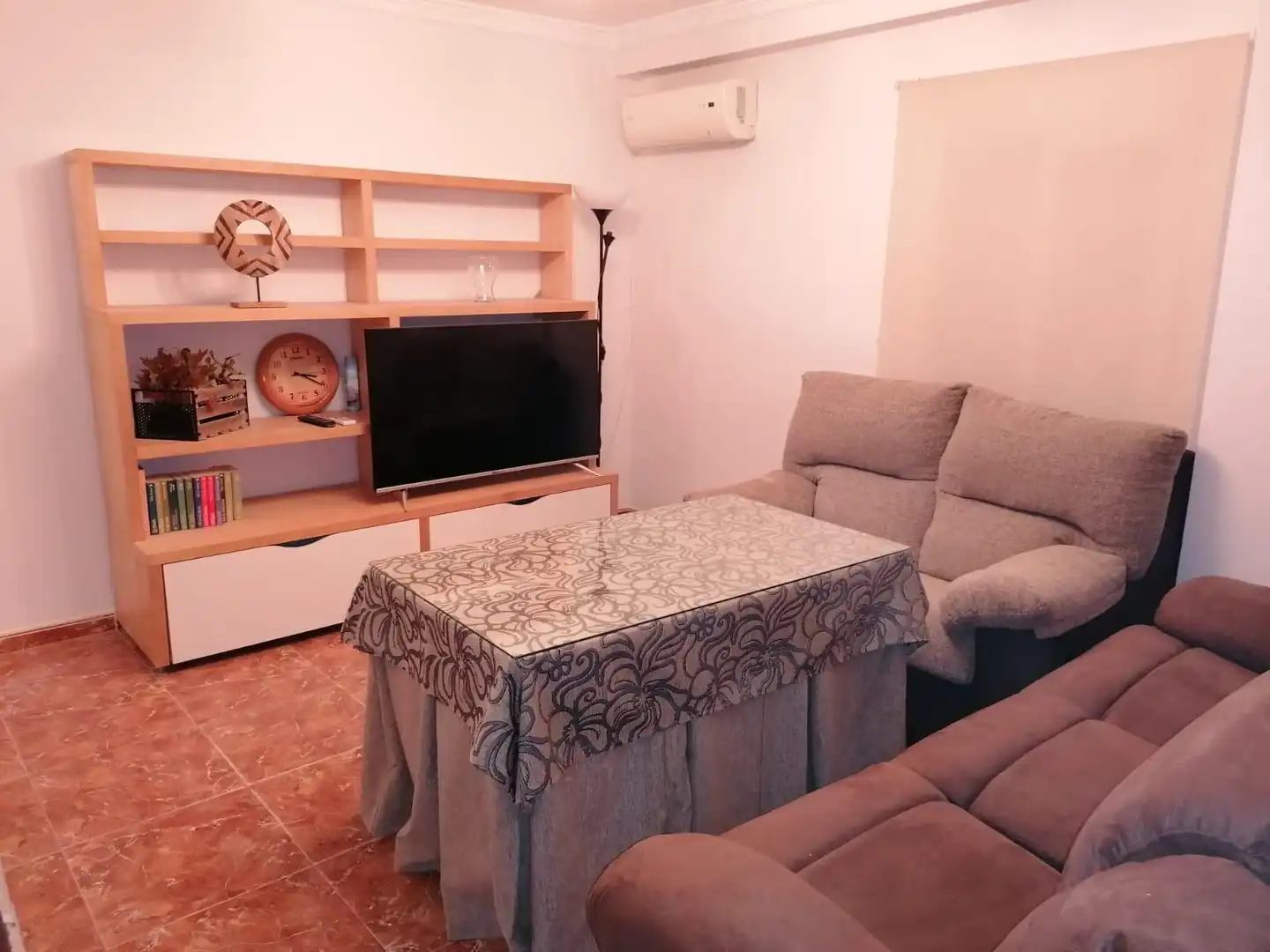 Wohnzimmer von Erdgeschoss zur Miete in Sevilla