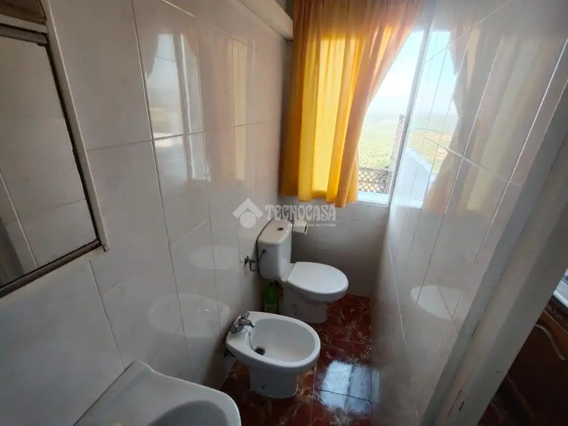 Bany de Casa adosada en venda en Jabalquinto