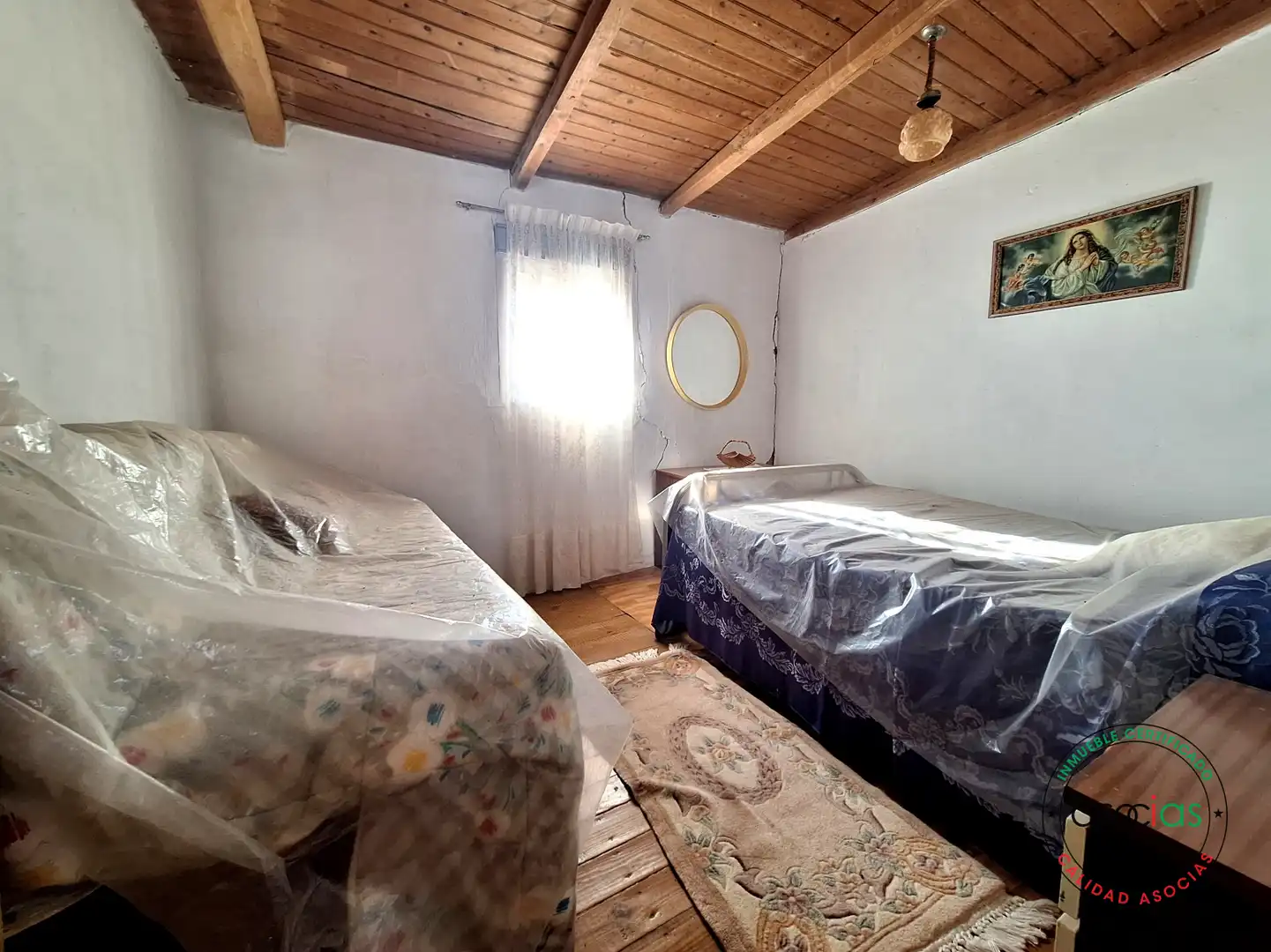 Dormitori de Casa o xalet en venda en Vallecillo amb Jardí privat