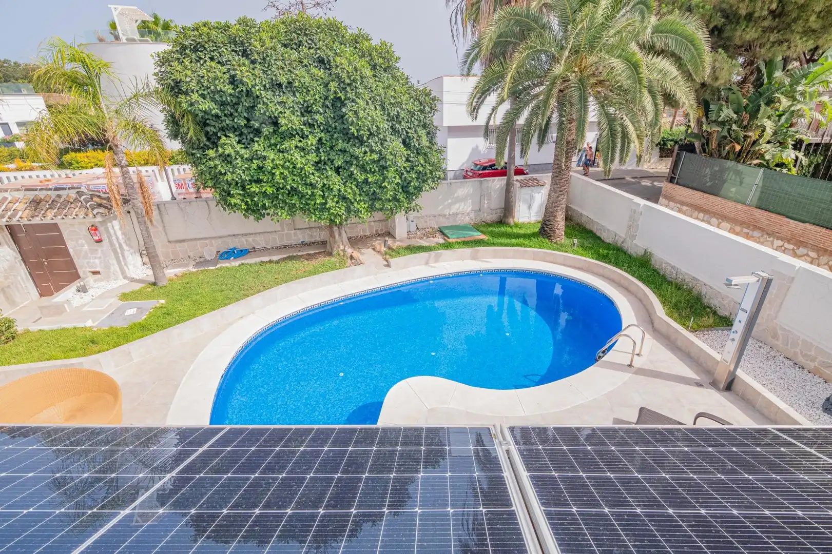 Piscina de Casa o xalet en venda en Marbella amb Aire condicionat, Calefacció i Jardí privat